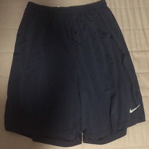 Men’s shorts bundle all size large (4 pairs)